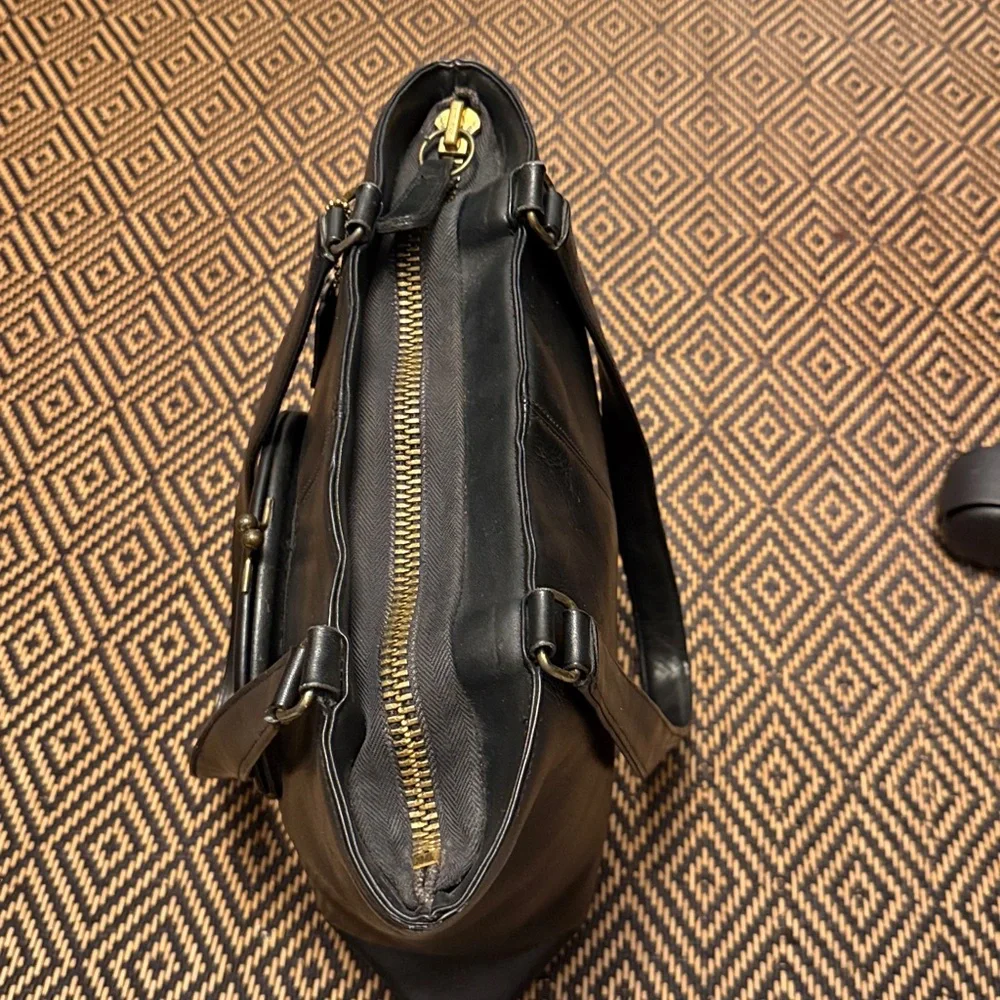 Coach elegant black
